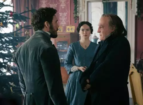 EbenezerAChristmasCarol_134378400176662988_big-cine_deskt.webp