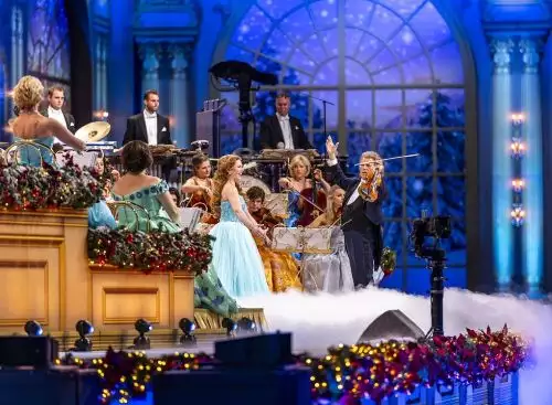 AndrC3A9Rieus2025ChristmasConcertMerryChristmas_134011968182904028_big-cine_deskt.webp