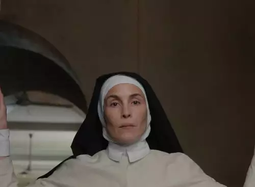 Mother_134360096928919900_big-cine_deskt.webp