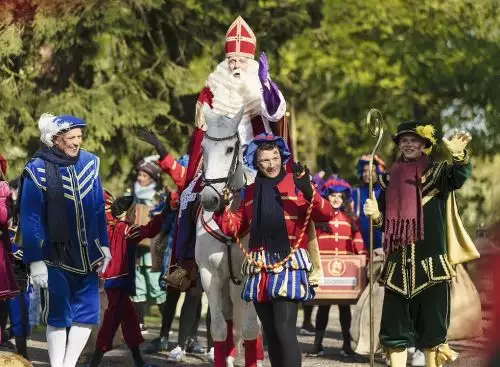 DeGroteSinterklaasfilmendeVliegendePieten_134337048788049079_big-cine_deskt.webp