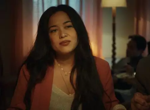 MamakuE28093VanJakartatotdeMolukken_134253899535304316_big-cine_deskt.webp
