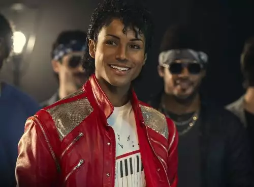Michael_134218427682760700_big-cine_deskt.webp